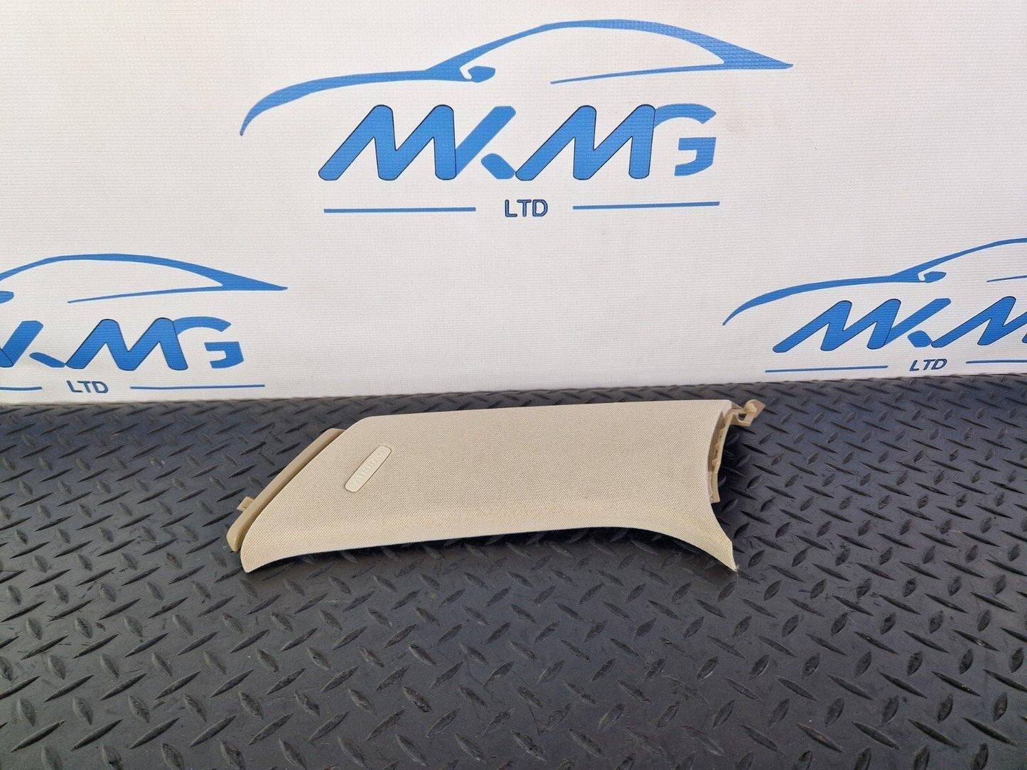 14-21 MERCEDES BENZ W205 ESTATE  REAR C-PILLAR TRIM PANEL RIGHT SIDE A2056904604