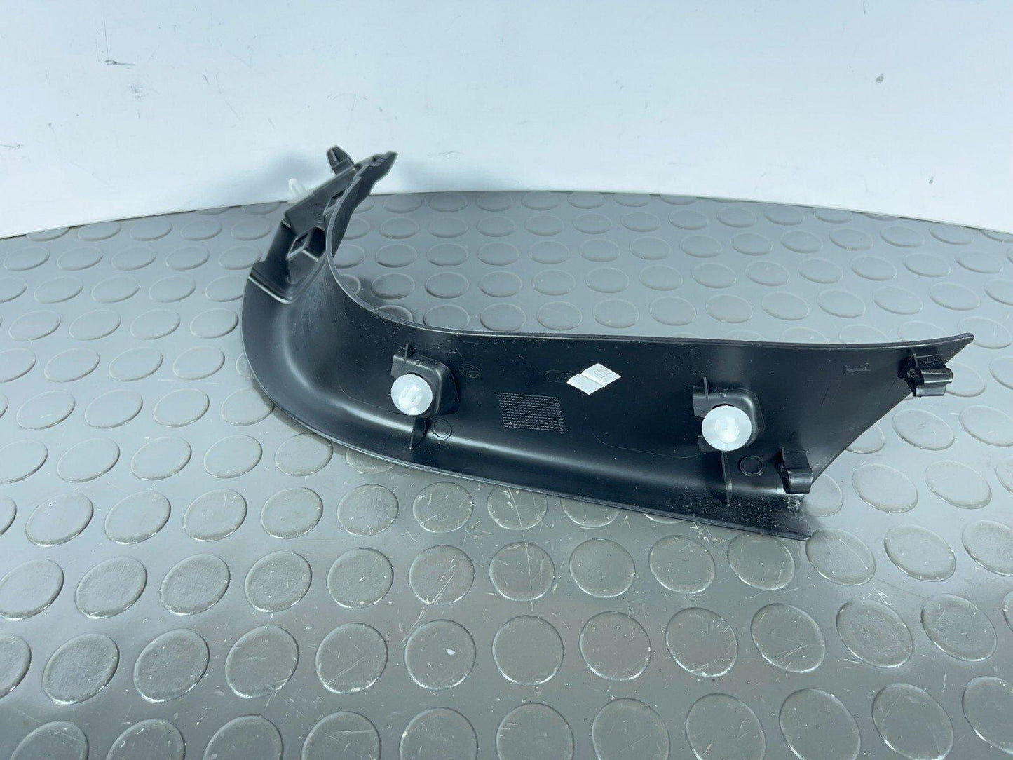 14-21 BMW 2 SERIES GRAN TOURER F45 F46 TAILGATE LEFT SIDE TRIM PANEL 7318937