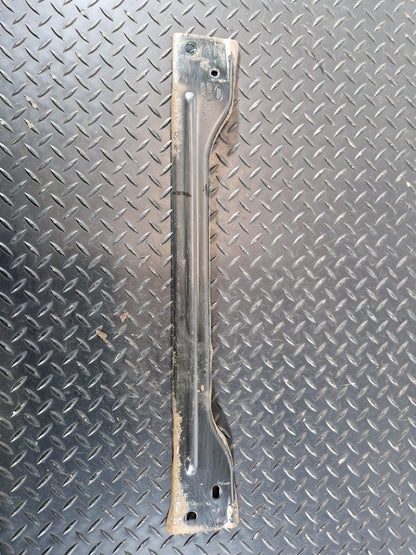 Land Rover Range Rover Evoque L538 LOWER RADIATOR SUPPORT BRACKET 6G9N-R10684C