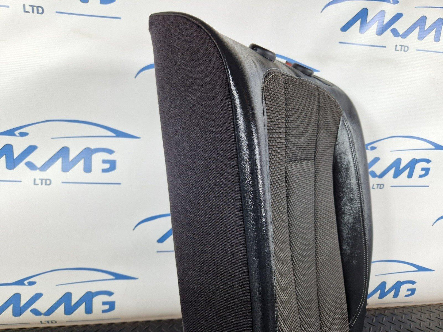 16-19 AUDI A4 B9 S-LINE OEM REAR N/S HALF BLACK LEATHER BACKREST
