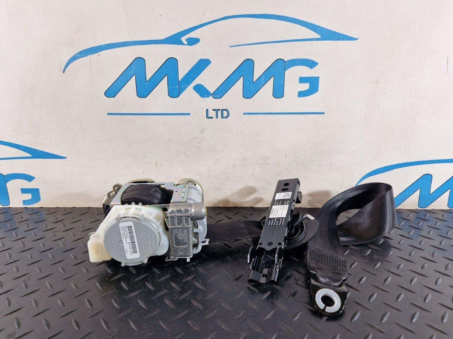 16-20 AUDI Q7 4M FRONT LEFT N/S SEAT BELT 3G0857737DE 4M0857705B