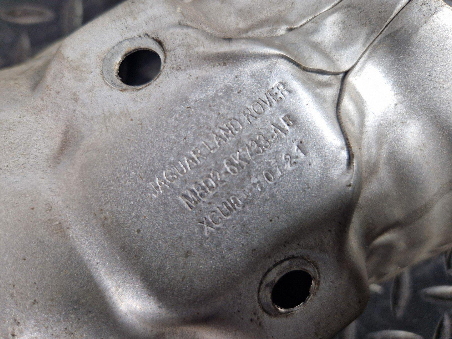 19-ON RANGE ROVER EVOQUE L551 CATALYC CONVERTER HEAT SHIELD GUARD M8D26K733AB