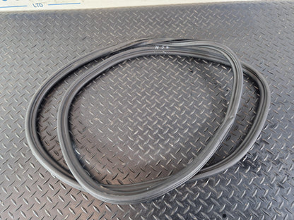 Audi A6 Allroad C7 Front Left N/S Door Rubber Seal 4G0837911A