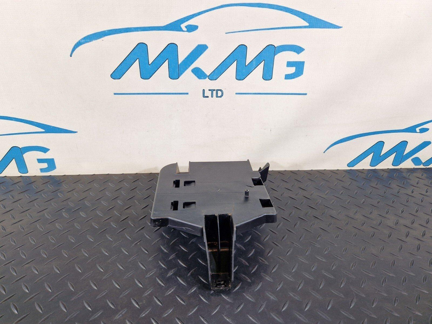 10-15 AUDI Q7 4L GENUINE HYDRAULIC PUMP CONTROL MODULE HOLDER BRACKET 4L0927131