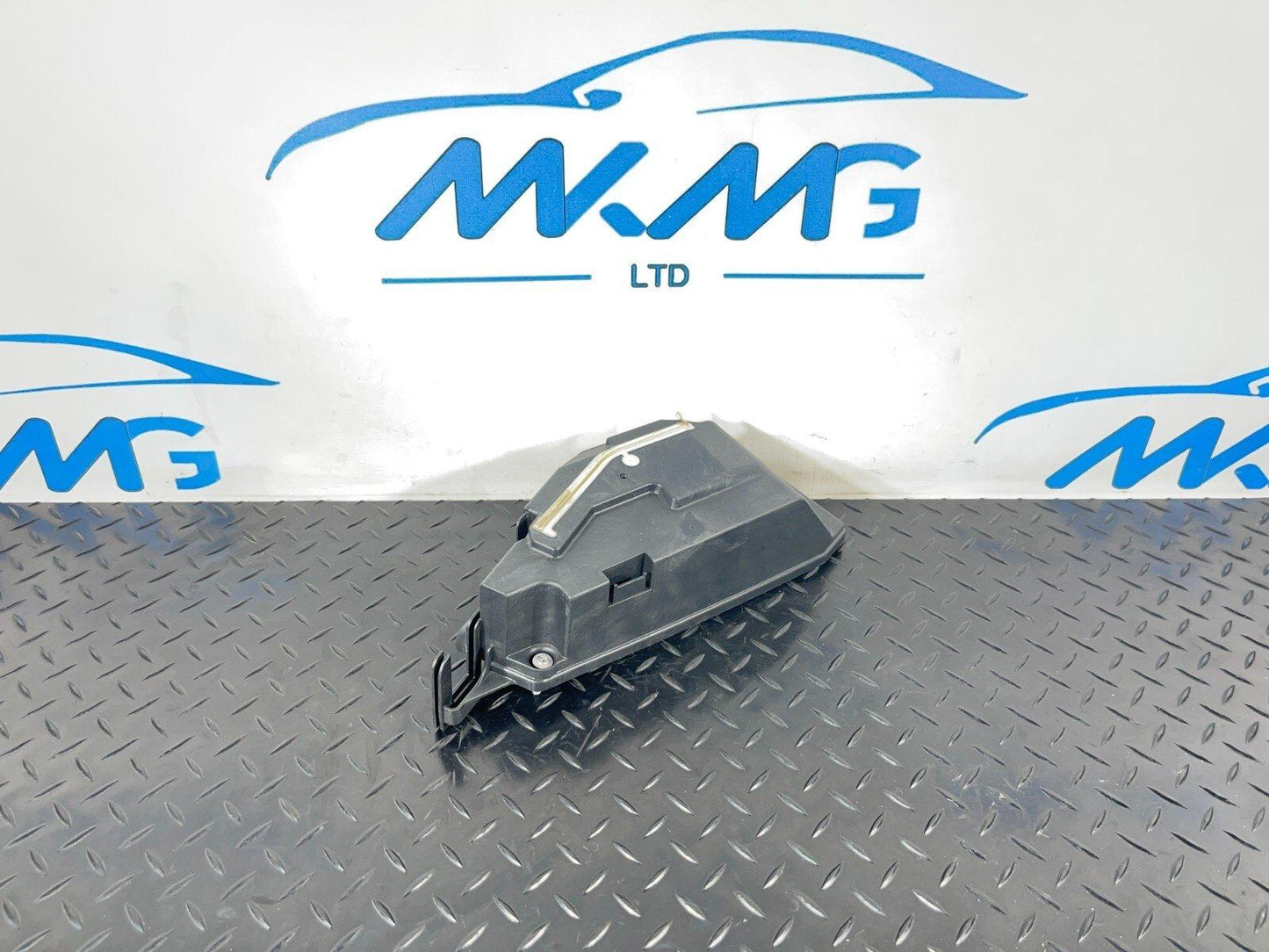 BMW 1 2 X1 X2 SERIES ECU ENGINE BOX COVER 8581751 F40 F44 F45 F46 F48 F39