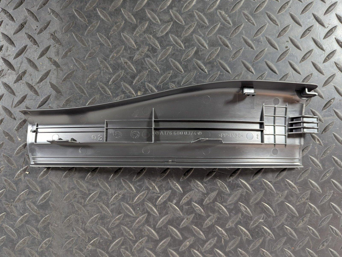 13-19 MERCEDES BENZ CLA C117 GENUINE REAR RIGHT INNER DOOR SILL PANEL A176680037