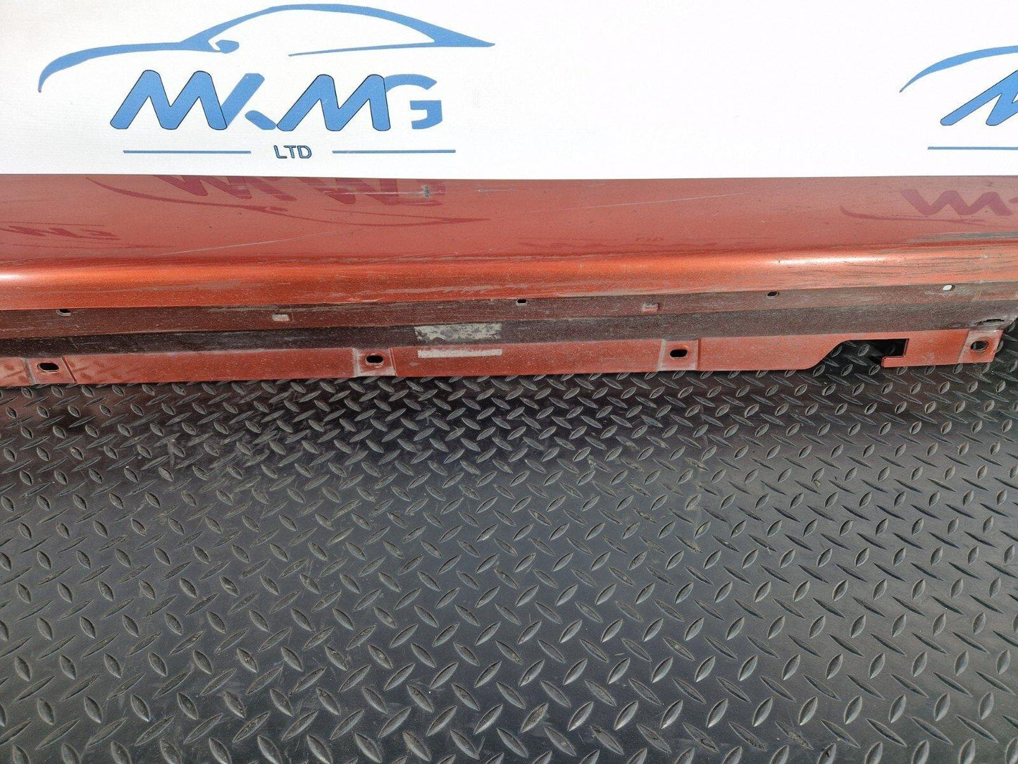 14-21 BMW 2 SERIES GRAN TOURER F45 F46 RIGHT SIDE SKIRT IN ORANGE C1X 7318852