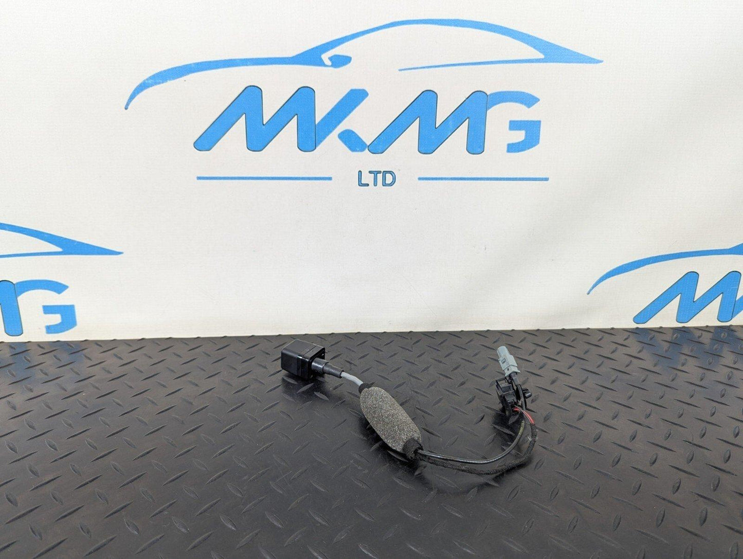 10-17 AUDI A8 4H GENUINE REVERSING CAMERA 8K0980551B