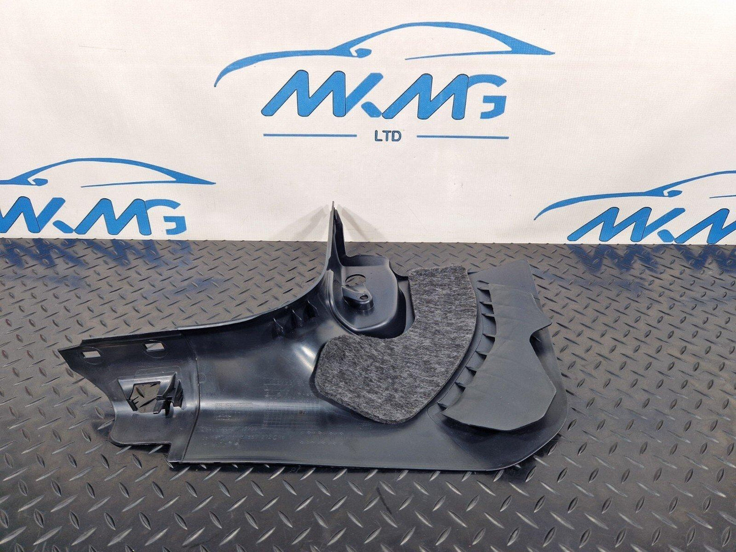 16-23 AUDI S5 COUPE FRONT RIGHT KICK TRIM PANEL 8W6867272