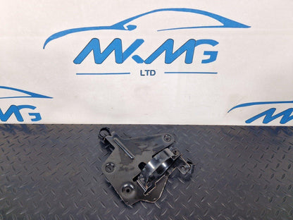 12-18 AUDI A6 C7 PASSENGER LEFT FRONT COOLANT PUMP BRACKET MOUNT 4G0145879N