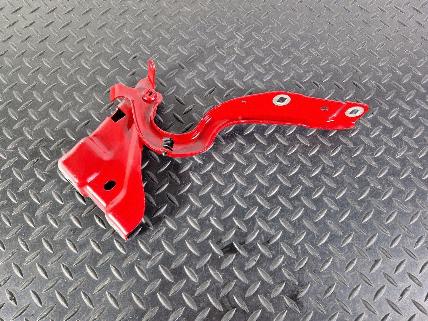12-18 MERCEDES BENZ B-CLASS W246 GENUINE BONNET HINGE LEFT SIDE A2468800328