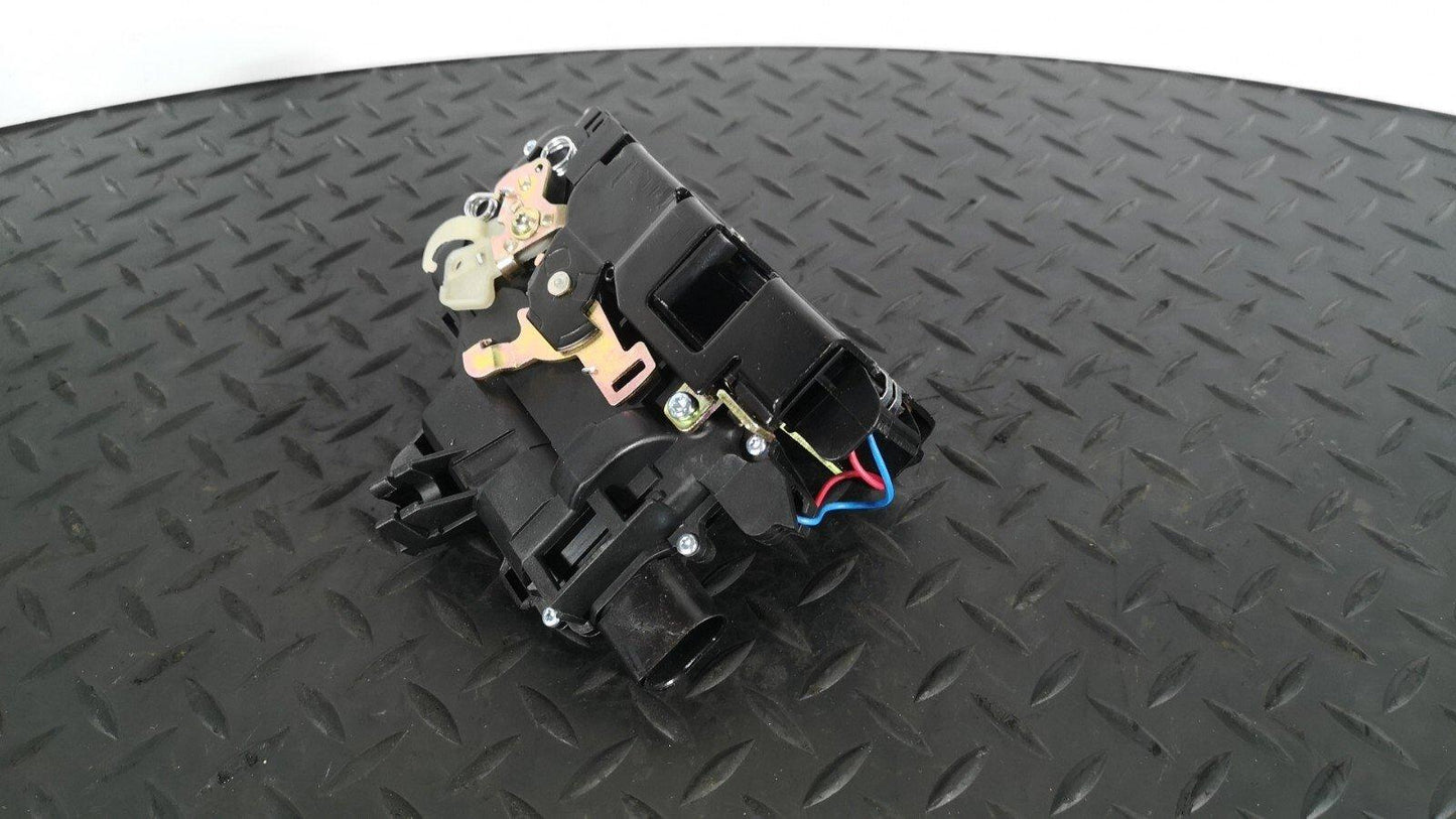 VW PASSAT B5.5 FRONT RIGHT DOOR LOCK ACTUATOR SOLENOID LOCKING RELAY 3B1837016A