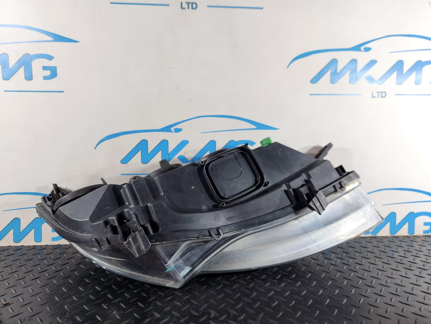Peugeot Boxer MK3 Cargo Van Left Passenger Side Headlight Genuine 1375103080