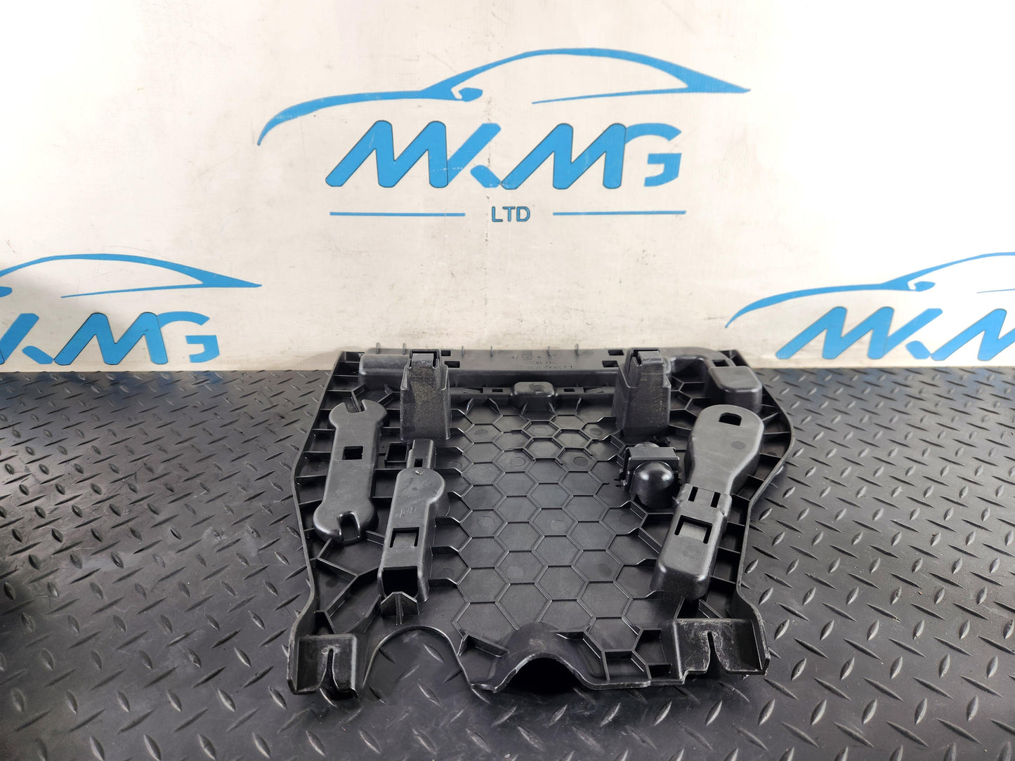 Mercedes-Benz Sprinter W907 Standard Cargo Van Storage Compartment A9075460900