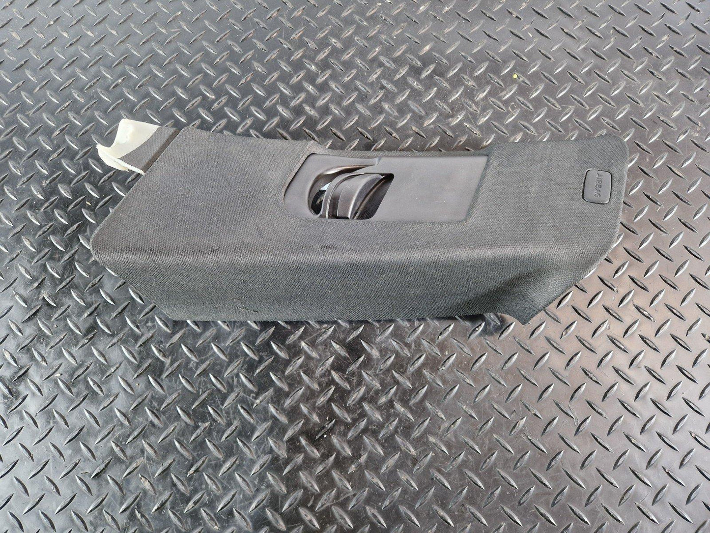 10-15 AUDI Q7 4L  GENUINE RIGHT UPPER C PILLAR TRIM IN BLACK 4L0867288