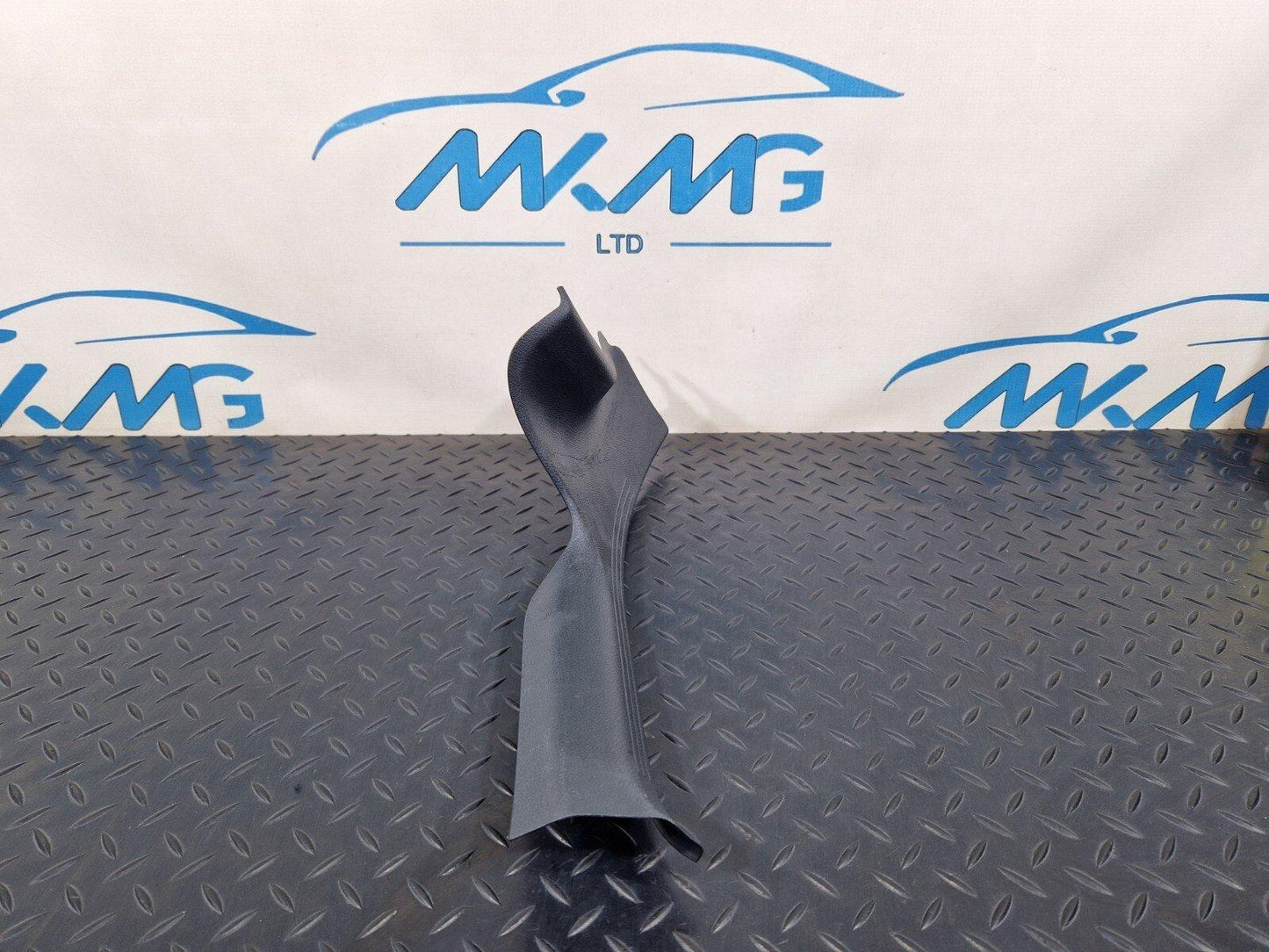 14-21 MERCEDES BENZ C200d W205 REAR LEFT SIDE INNER SILL COVER PANEL A2056860136