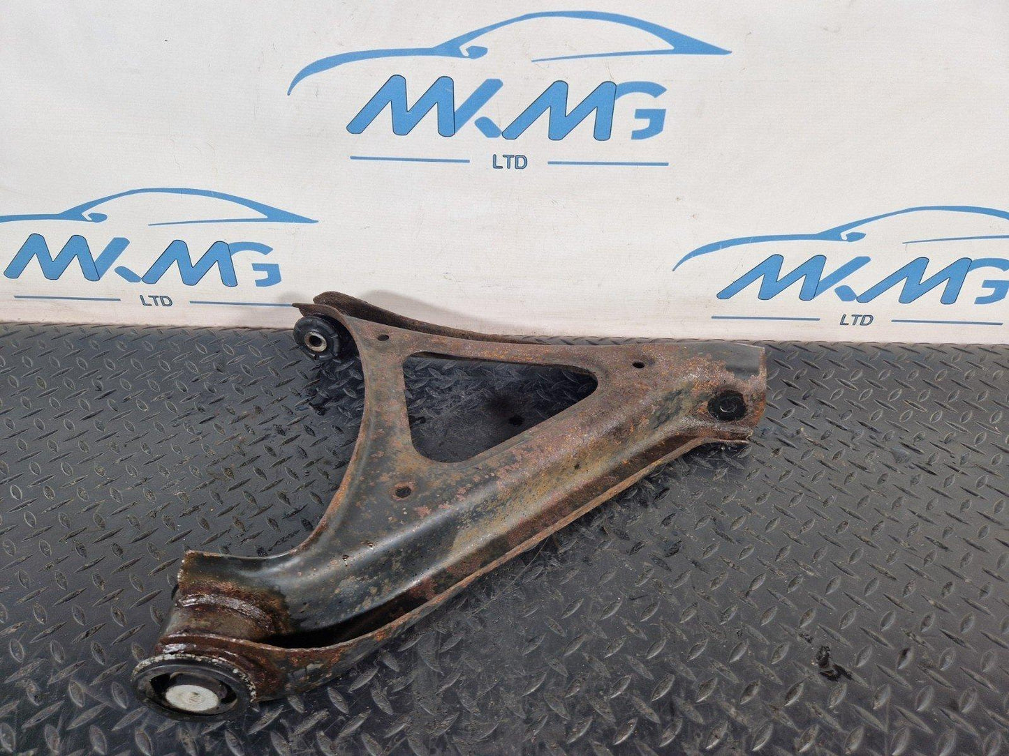 10-18 VW TOUAREG 7P GENUINE REAR RIGHT DRIVER O/S/R LOWER CONROL ARM 7L0505352AA