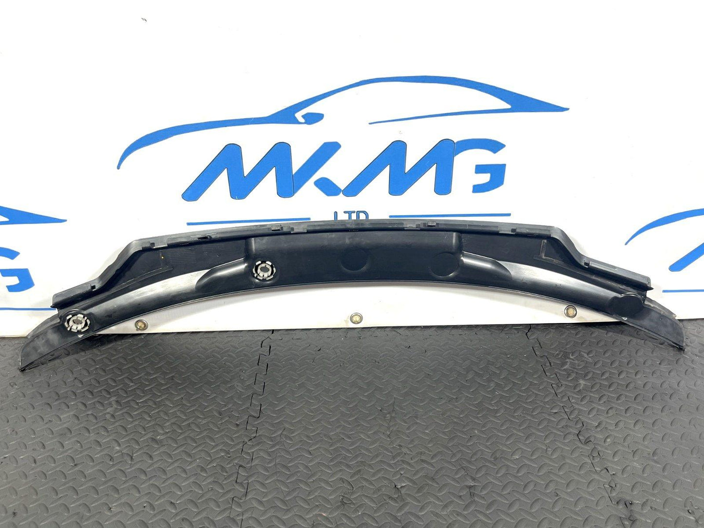 14-21 BMW 2 SERIES GRAN TOURER F45 F46 FRONT WINDSCREEN SCUTTLE PANEL 7305485