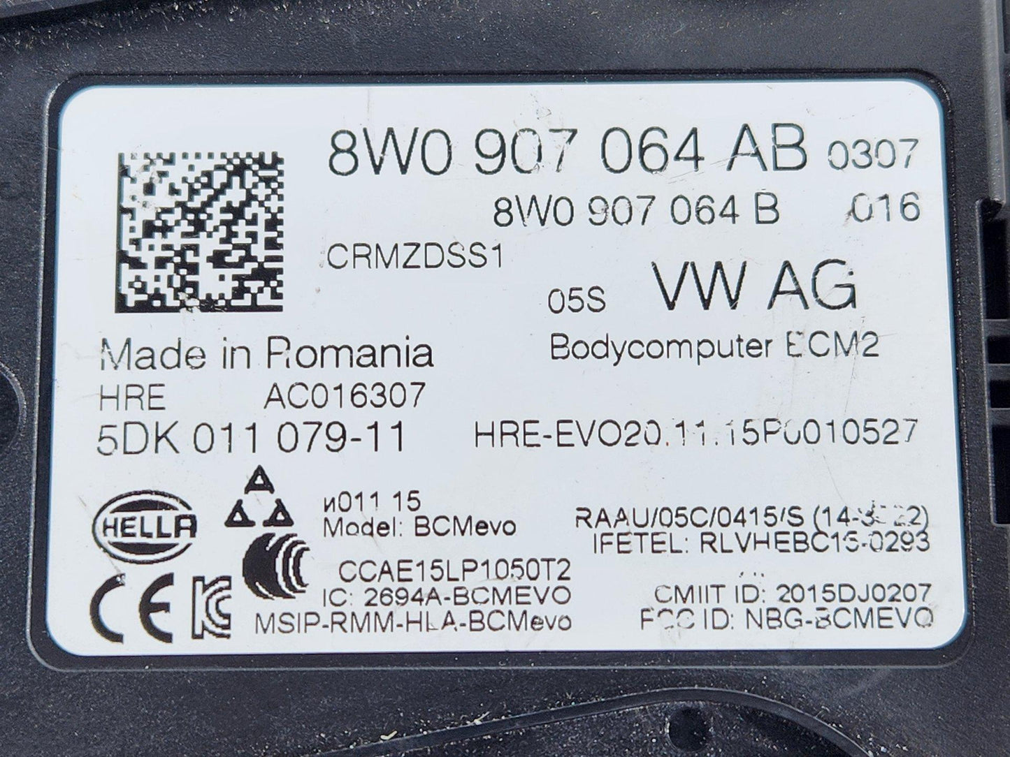 Audi A4 B9 Genuine BCM Body Control Module Unit 8W0907064AB