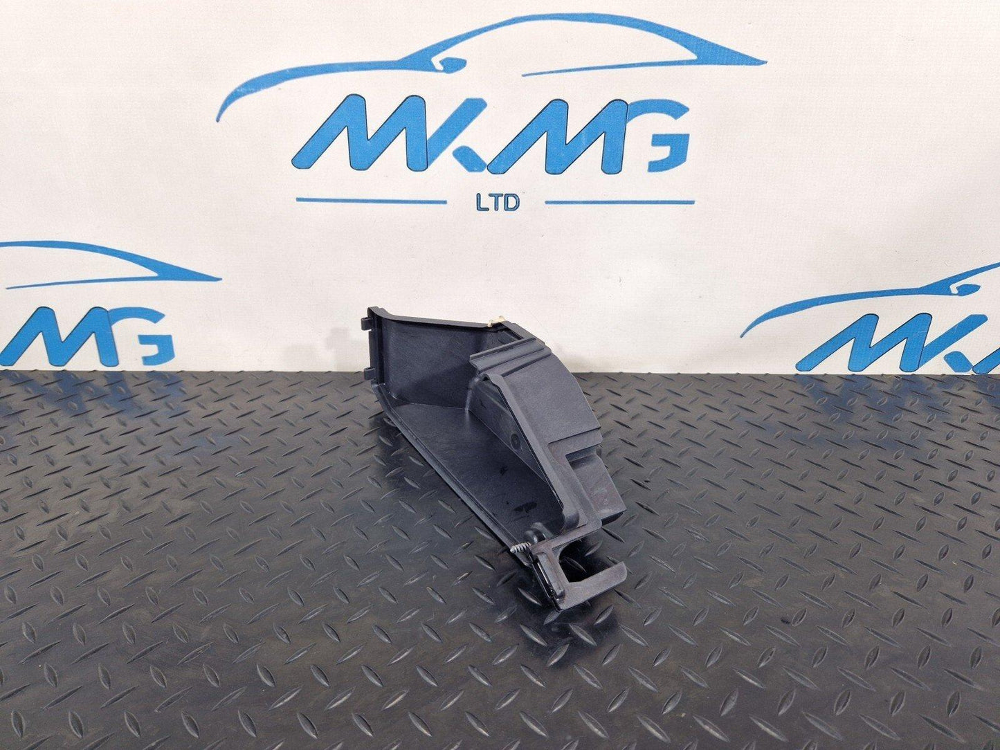 14-21 BMW 2 SERIES GRAN TOURER F45 F46 ECU ENGINE BOX COVER 8581751