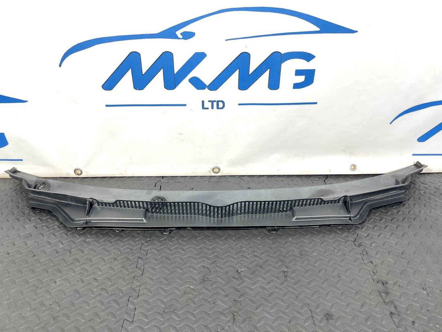 14-21 BMW 2 SERIES GRAN TOURER F45 F46 FRONT WINDSCREEN SCUTTLE PANEL 7305485