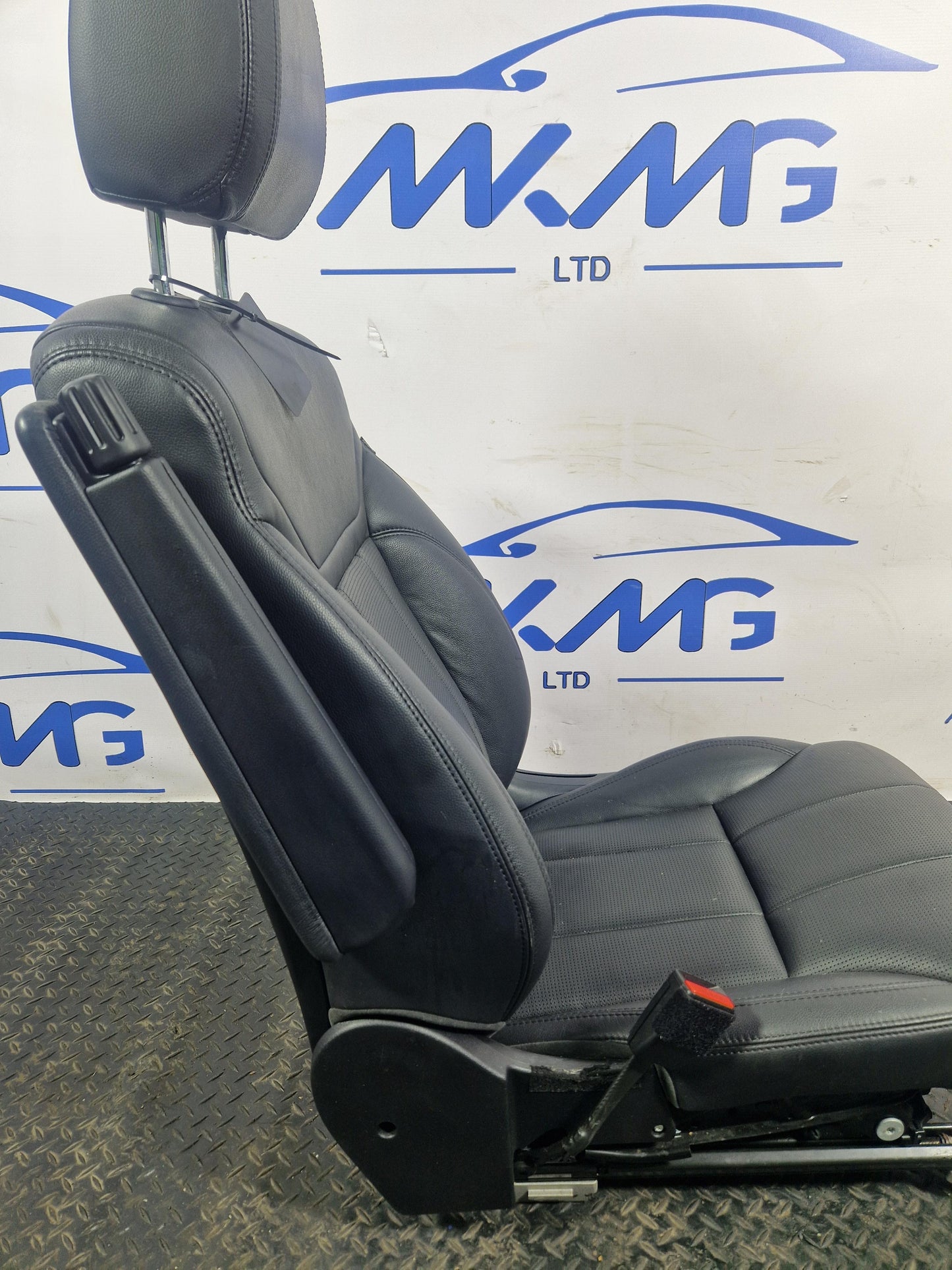 LAND ROVER DISCOVERY 5 L462 LEATHER SEAT FRONT LEFT PASSENGER SIDE