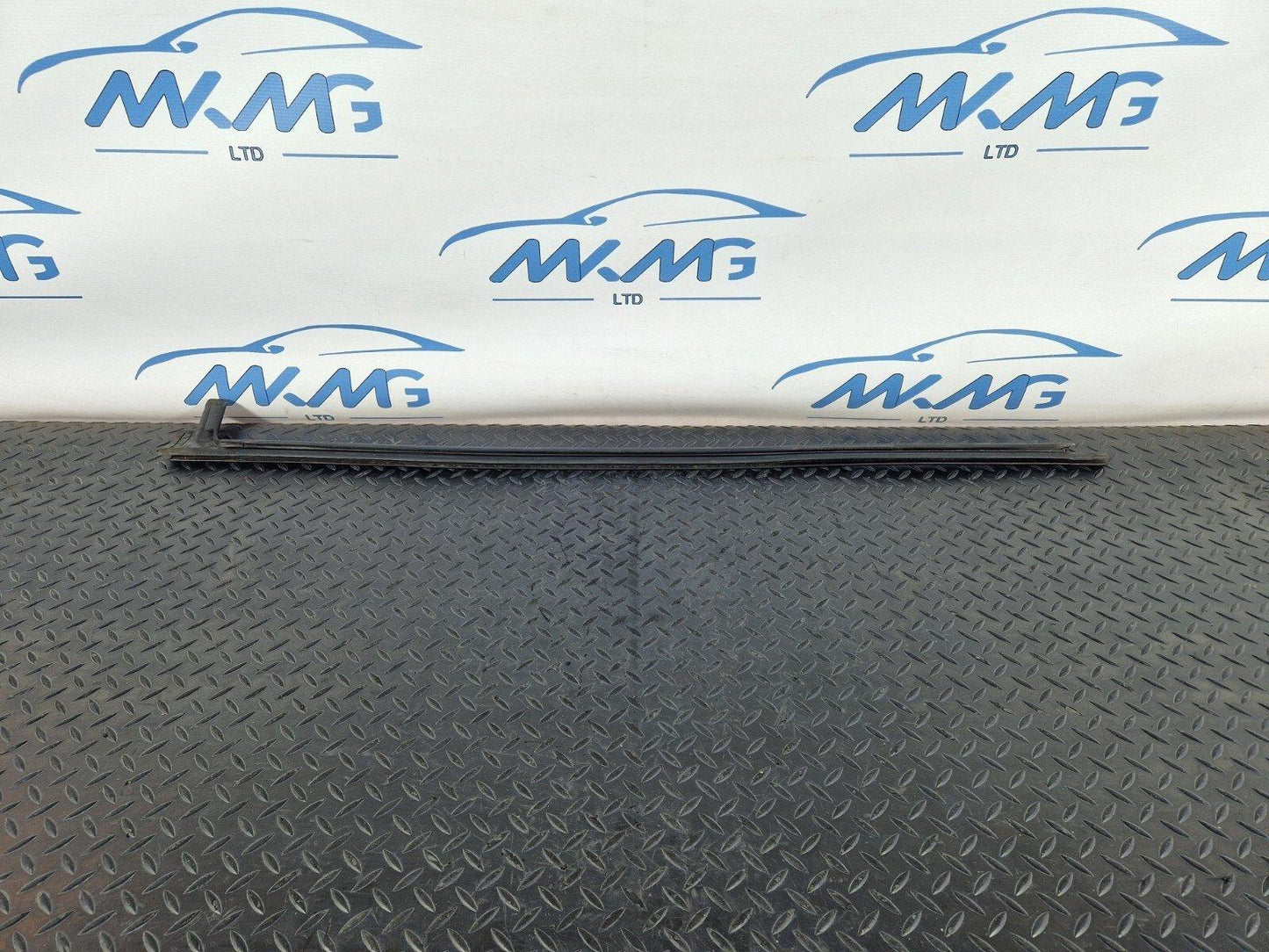 14-23 MERCEDES BENZ VITO W447 REAR LEFT N/S SIDE DOOR GASKET A4477310280