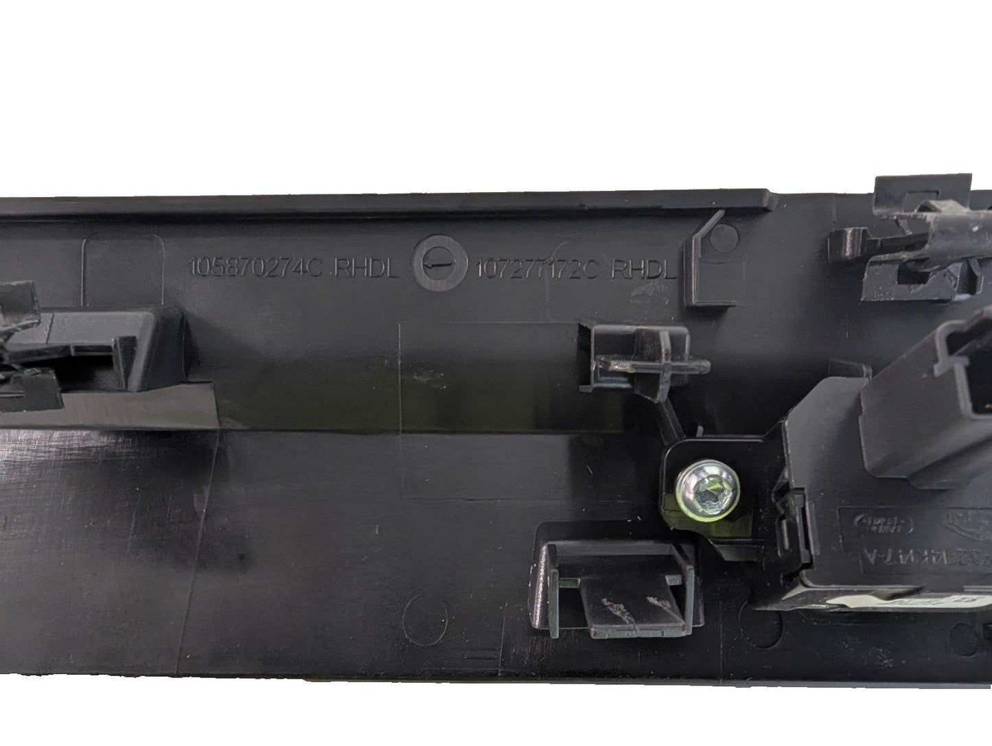 17-ON LAND ROVER DISCOVERY L462 RIGHT SIDE DASHBOARD TRIM 410432 HY32046A63PIA02