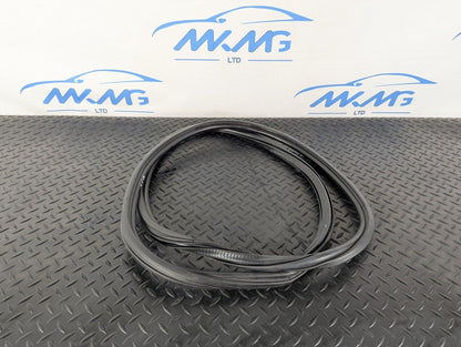 12-18 AUDI A6 C7 GENUINE REAR RIGHT OSR DOOR RUBBER / SEAL