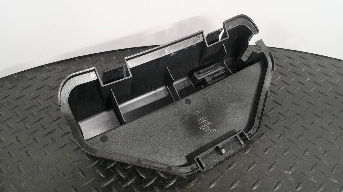 16-19 AUDI A4 B9 S-LINE SALOON GENUINE WARNING TRIANGLE MOUNT 8W5827569