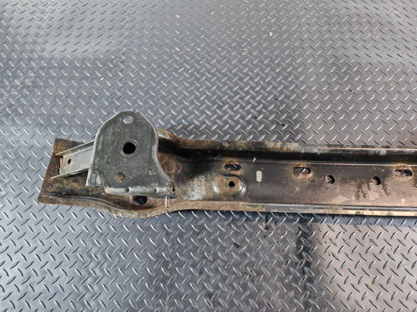 BMW 6 SERIES F13 M SPORT REAR BUMPER REINFORCEMENT CRASH BAR 7223159