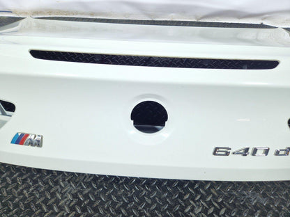 11-18 BMW 6 SERIES F13 GENUINE REAR TAILGATE / BOOTLID IN WHITE 300