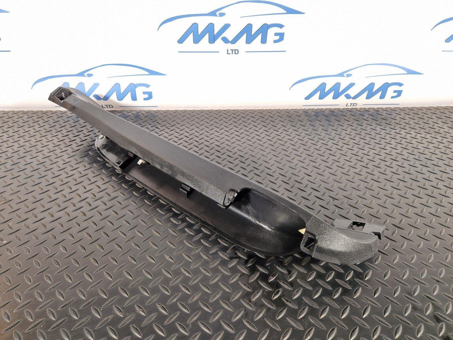 10-18 AUDI A7 4G S-LINE GENUINE BOOT LID LEFT SIDE TRIM INNER PANEL 4G8867607