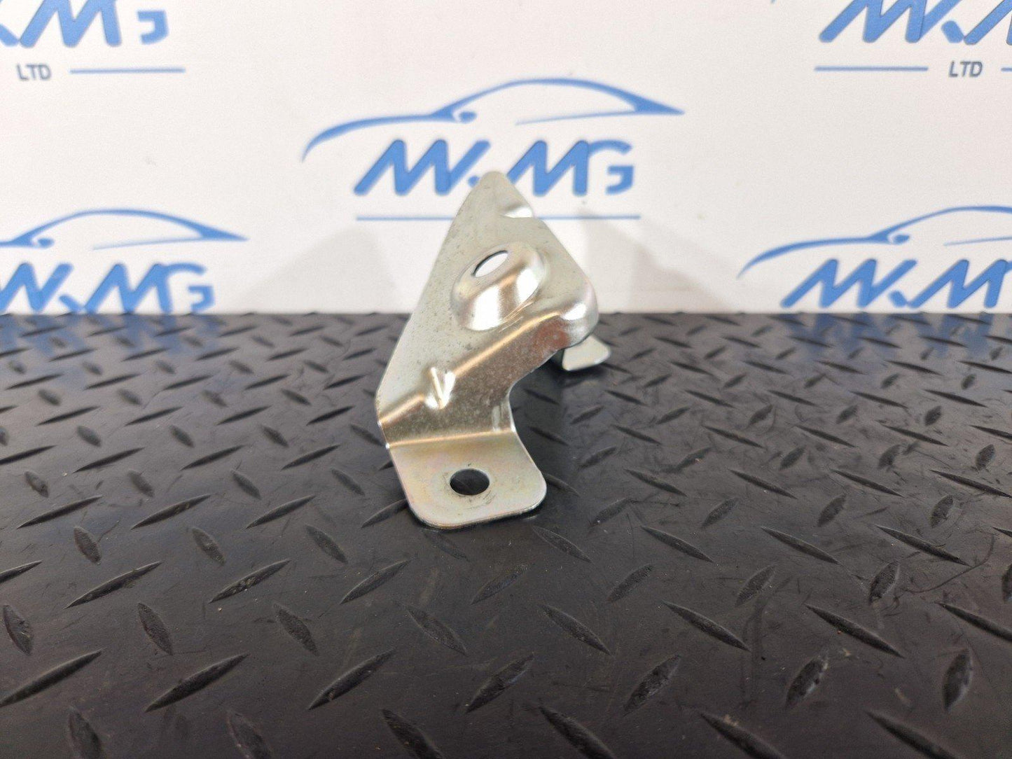 19-ON RANGE ROVER EVOQUE L551 OEM LEFT FRONT BUMPER MOUNT BRACKET K8D217B919AB