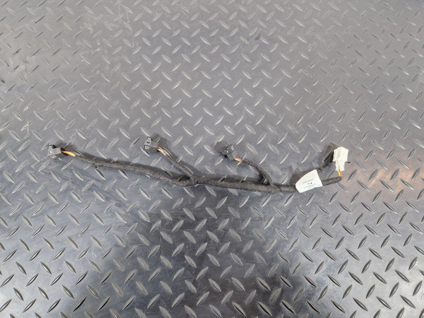 19-ON MERCEDES B CLASS W247 DASH AMBIENT LIGHTING WIRING HARNESS A1779068101