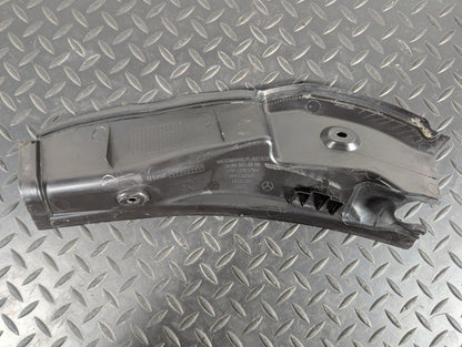 11-19 MERCEDES BENZ ML W166 GENUINE REAR RIGHT SIDE SEAL TRIM A1666910208