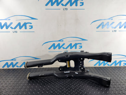 Range Rover Evoque L551 Interior Support Bracket & Ducts K8D2-018B81-AB