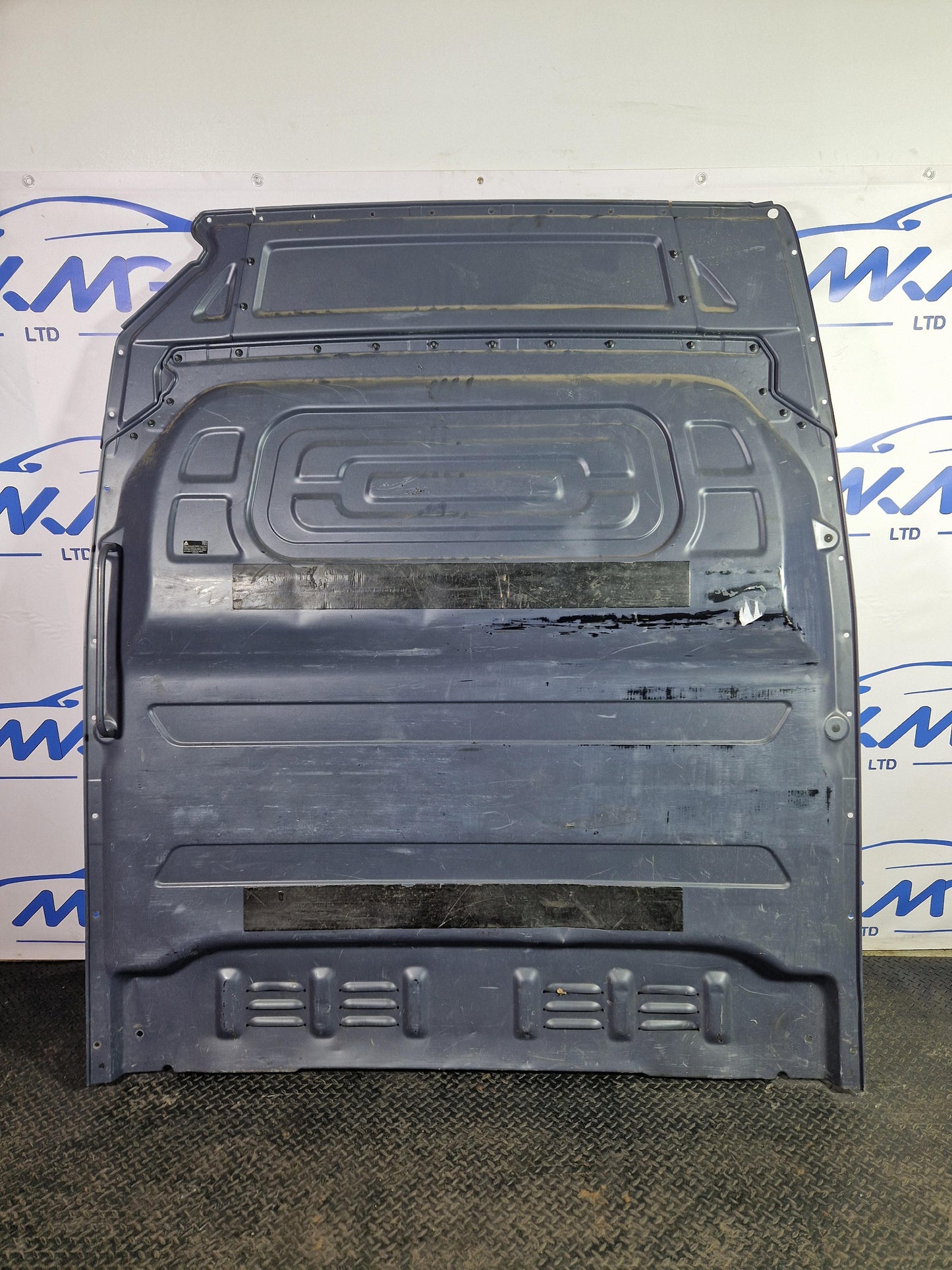 Mercedes-Benz Sprinter W907 2.1CDI Genuine Bulkhead Partition