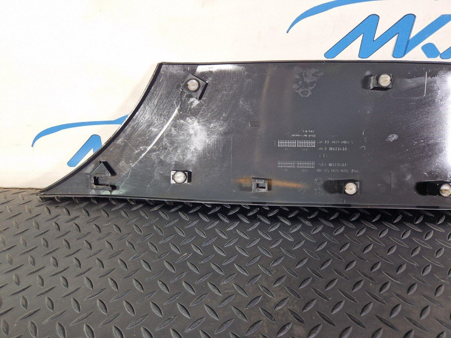 18-ON MERCEDES BENZ SPRINTER W907 MOULDING LEFT SIDE REAR A9106905800