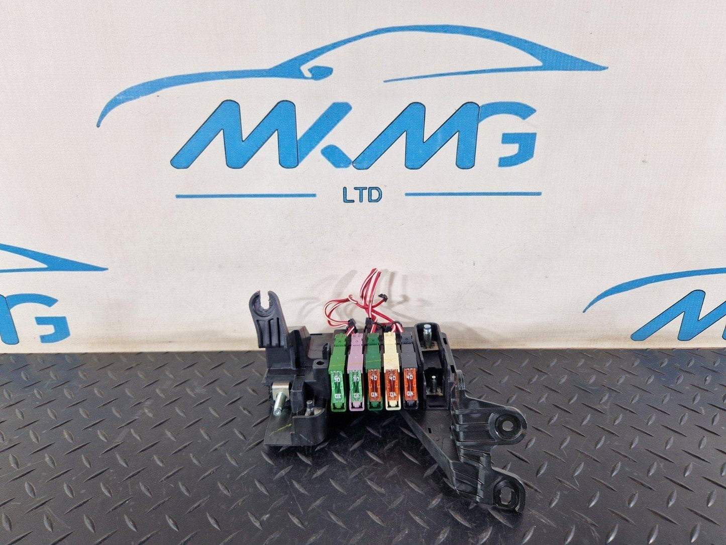 11-19 MERCEDES BENZ ML W166 350 CDI GENNUINE FUSE BOX A16665403612