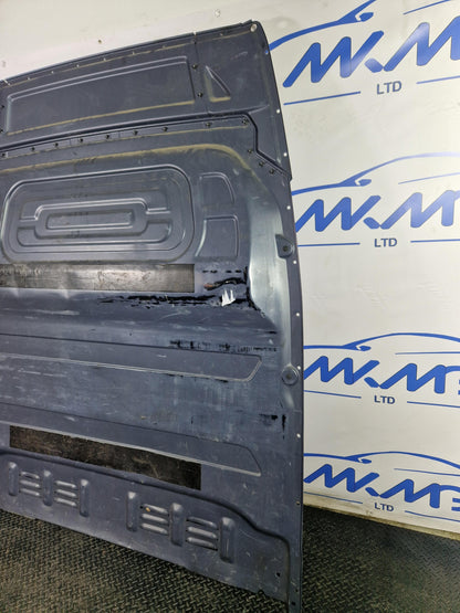 Mercedes-Benz Sprinter W907 2.1CDI Genuine Bulkhead Partition