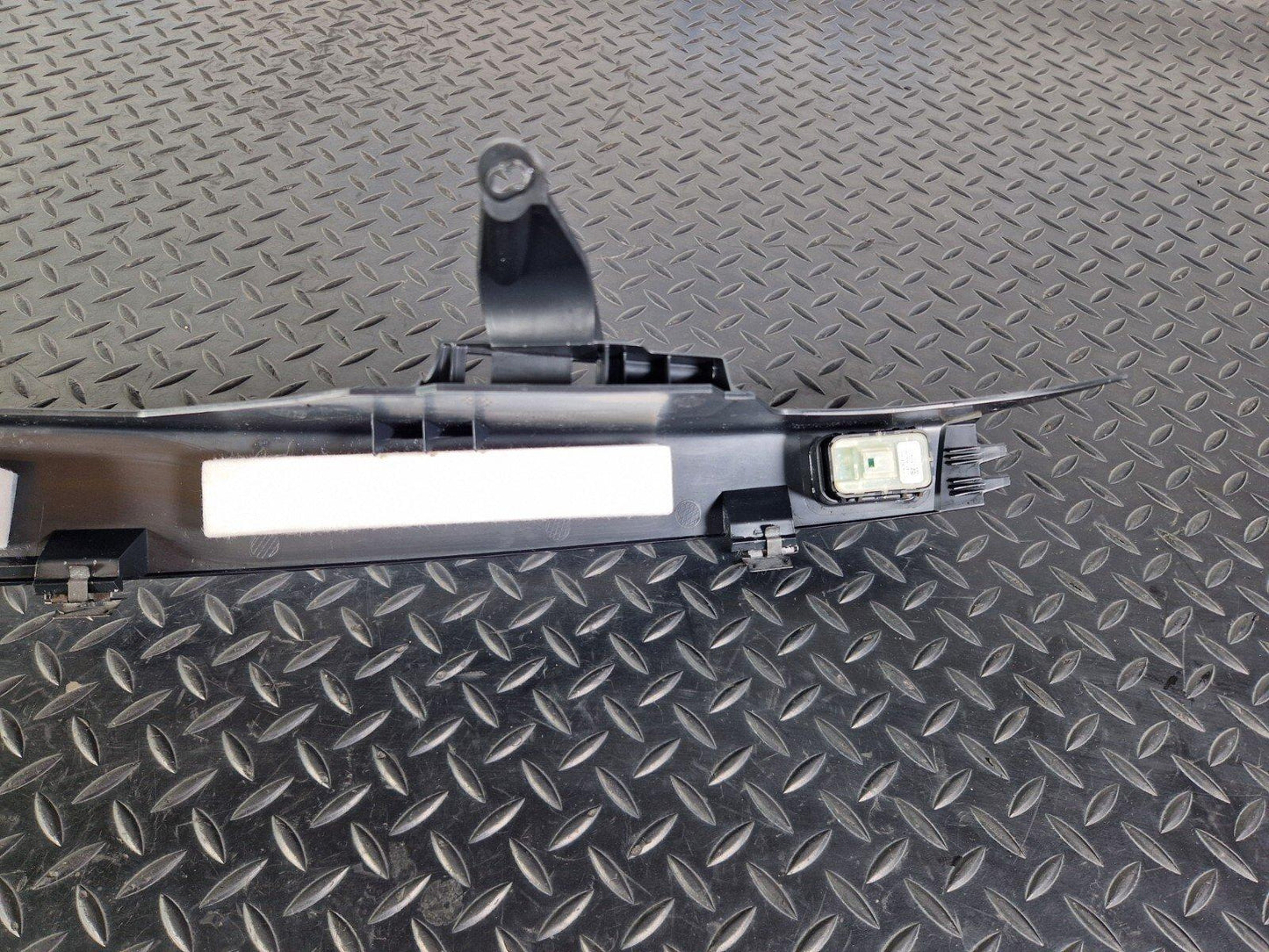 14-21 MERCEDES BENZ C300h W205 REAR RIGHT INNER ARCH TRIM A2056903705