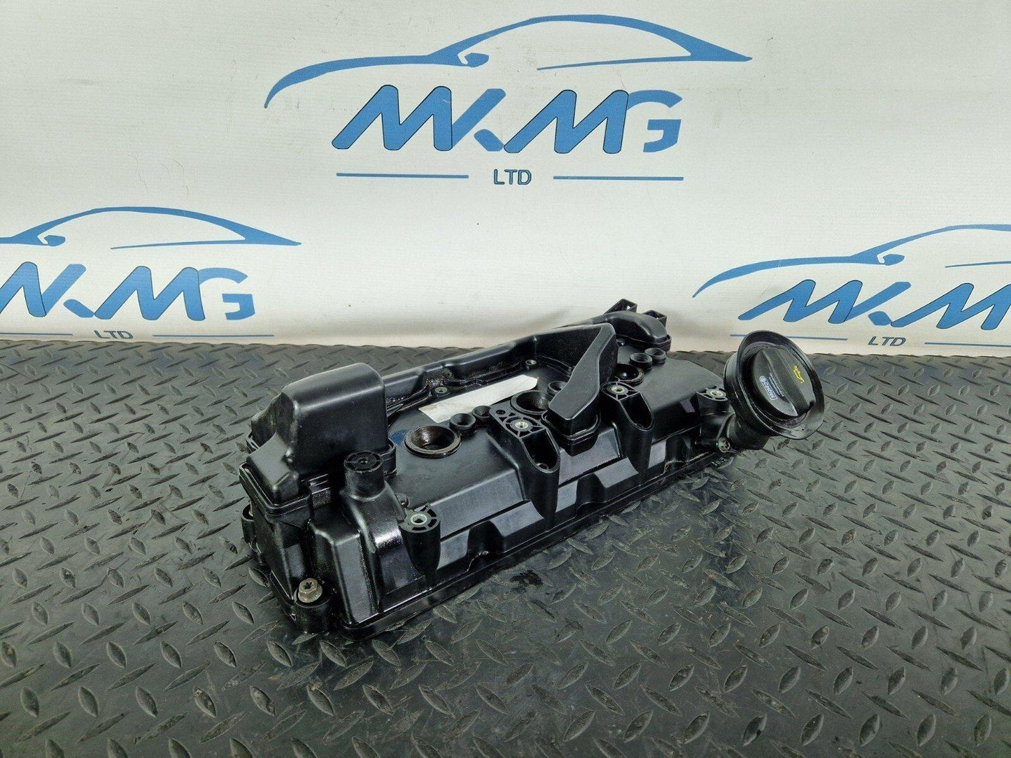 15-18 AUDI A7 4G GENUINE 3.0 TDI LEFT ENGINE ROCKER HEAD COVER 059103469CG