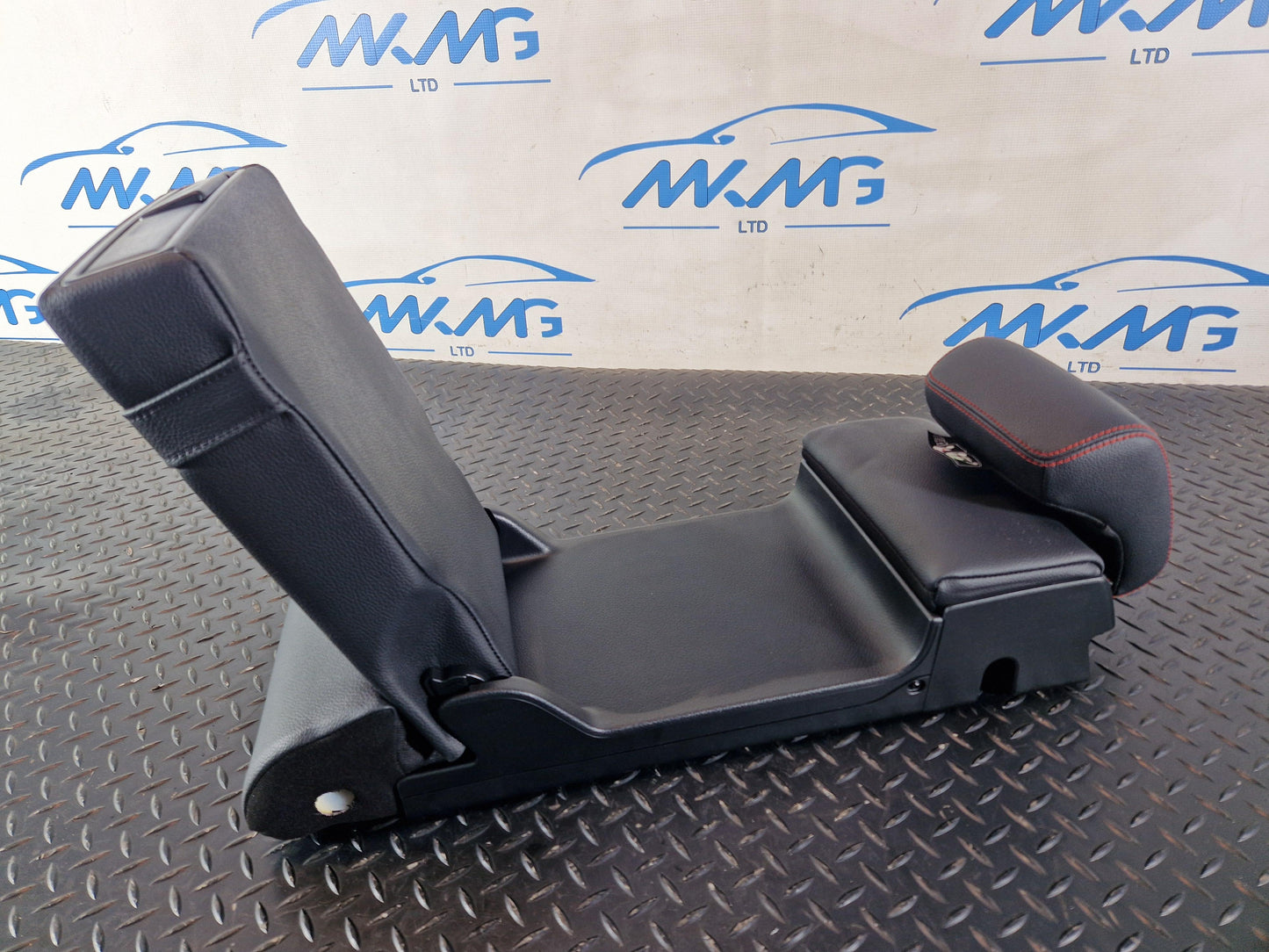 2019 - Mercedes-Benz B200d B-Class W247 SUV Centre Rear Armrest Seat