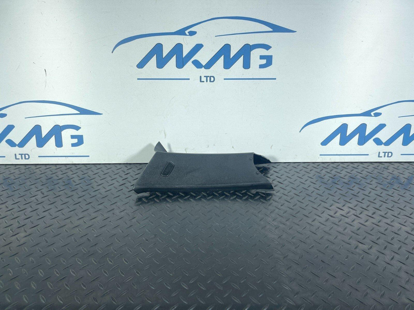 12-18 BMW 3 SERIES F30 F31 Right Side C Pillar Trim Cover Panel 7248164