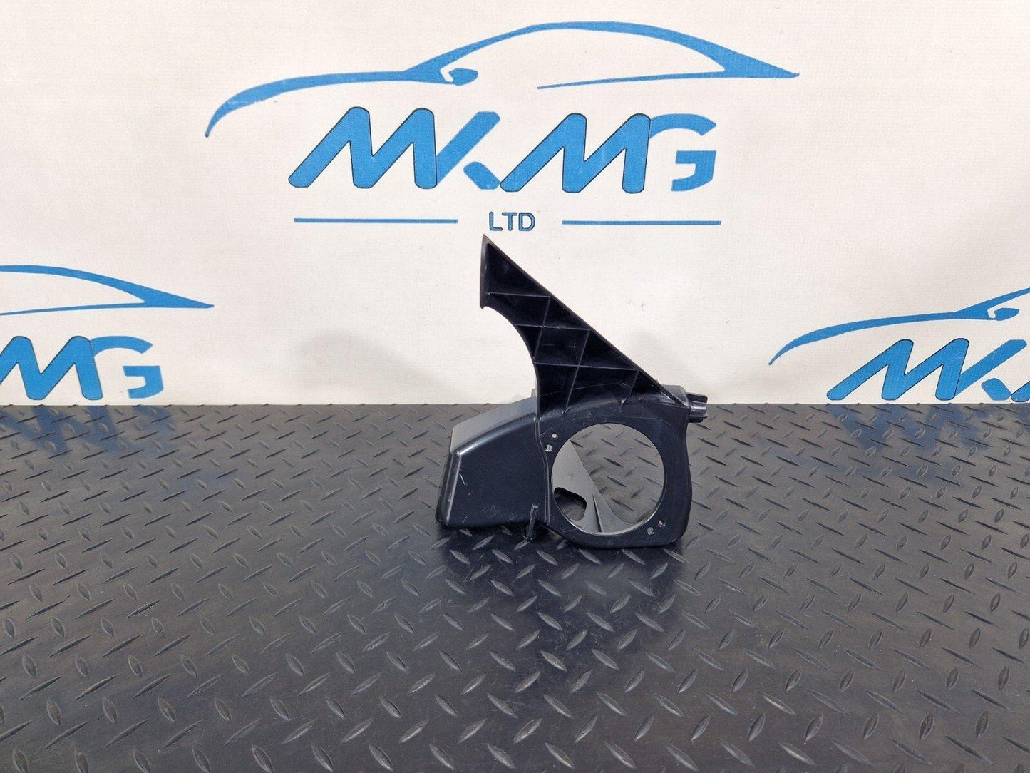 10-18 AUDI A7 4G S-LINE GENUINE REAR LEFT SPEAKER BRACKET 4G8035243