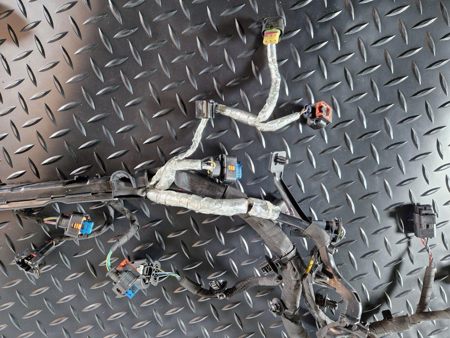 19-ON RANGE ROVER EVOQUE L551 DIESEL ENGINE WIRING LOOM HARNESS M4D312A690DB