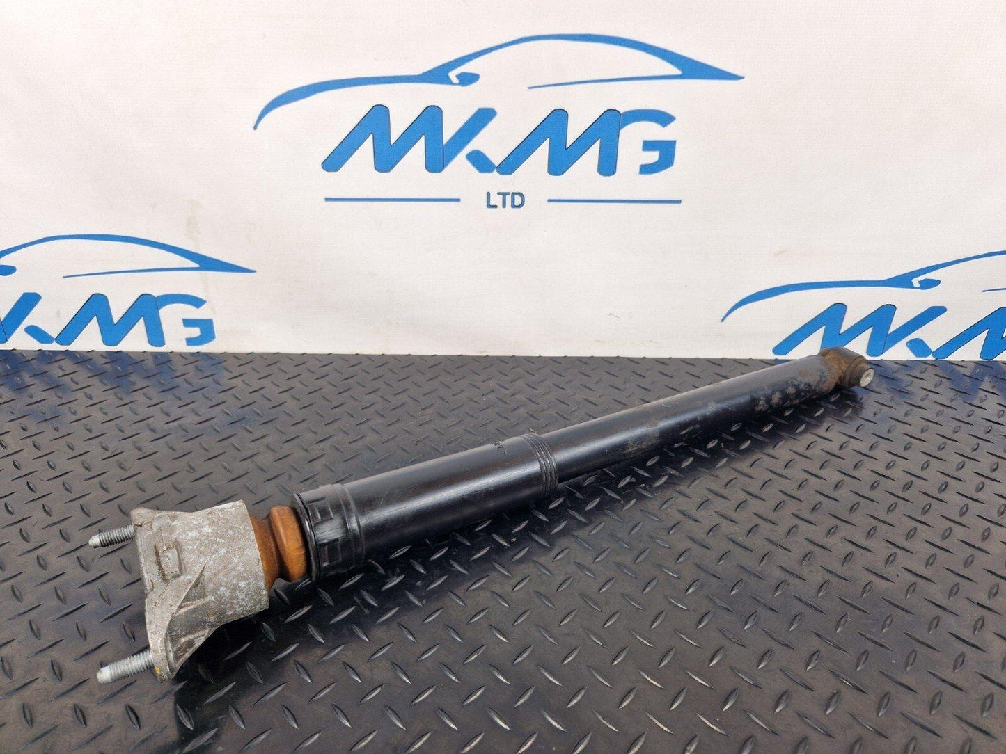 12-18 MERCEDES BENZ W176 LCI AMG LINE COUPE REAR SHOCK ABSORBER A2043260598