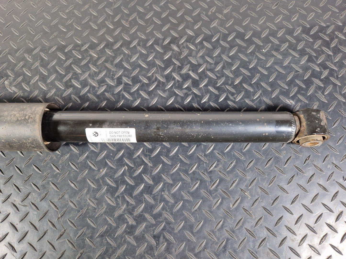 14-21 BMW 2 SERIES F45 F46 GENUINE REAR SHOCK ABSORBER FITS BOTH SIDES 6857465