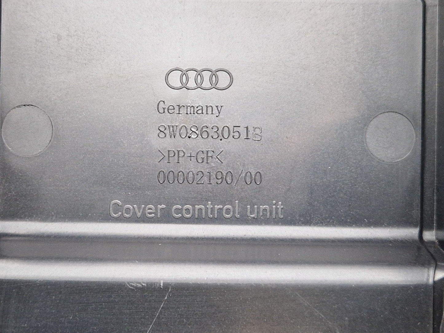 16-23 AUDI A5 F5 SPORTBACK S-LINE Centre Console Bracket Cover 8W0863051B